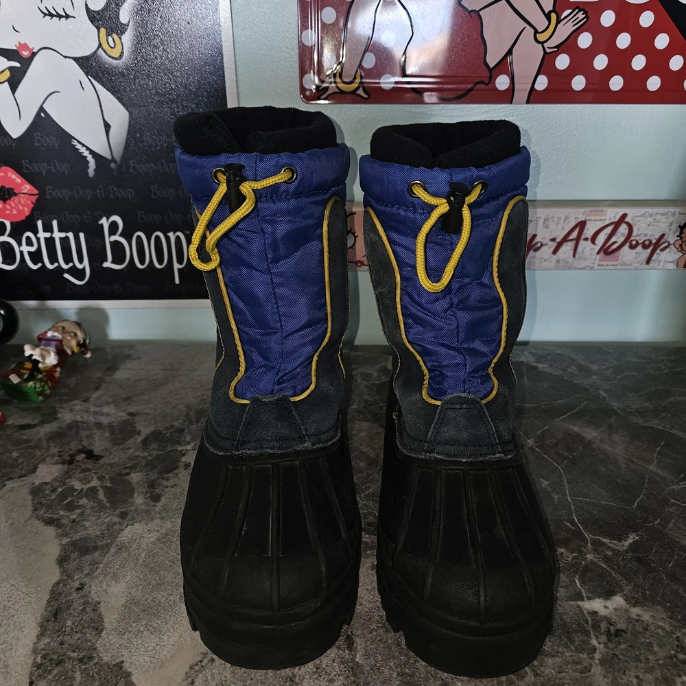 Sporto Blue and Black Insulated Winter Snow Boots Size 6